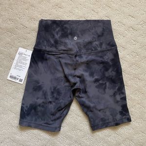 Lululemon Align Shorts 8”
